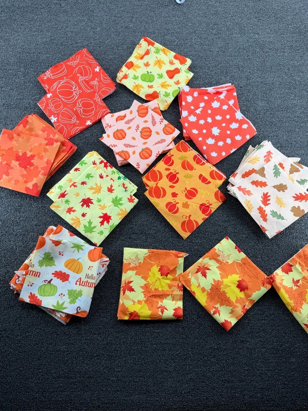 93 Pieces Autumn/Fall Dog Bandanas Bulk/Triangle Scarves for small/Medium Dogs